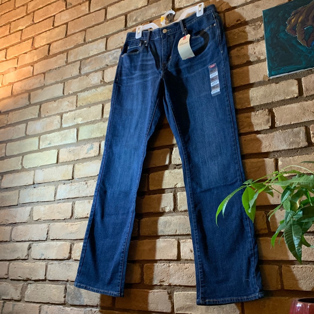 Levi’s 505 Straight Mid Rise Jean